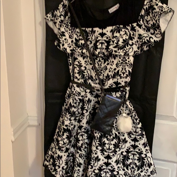 NWT. Knit works dress with accessories - Picture 3 of 5